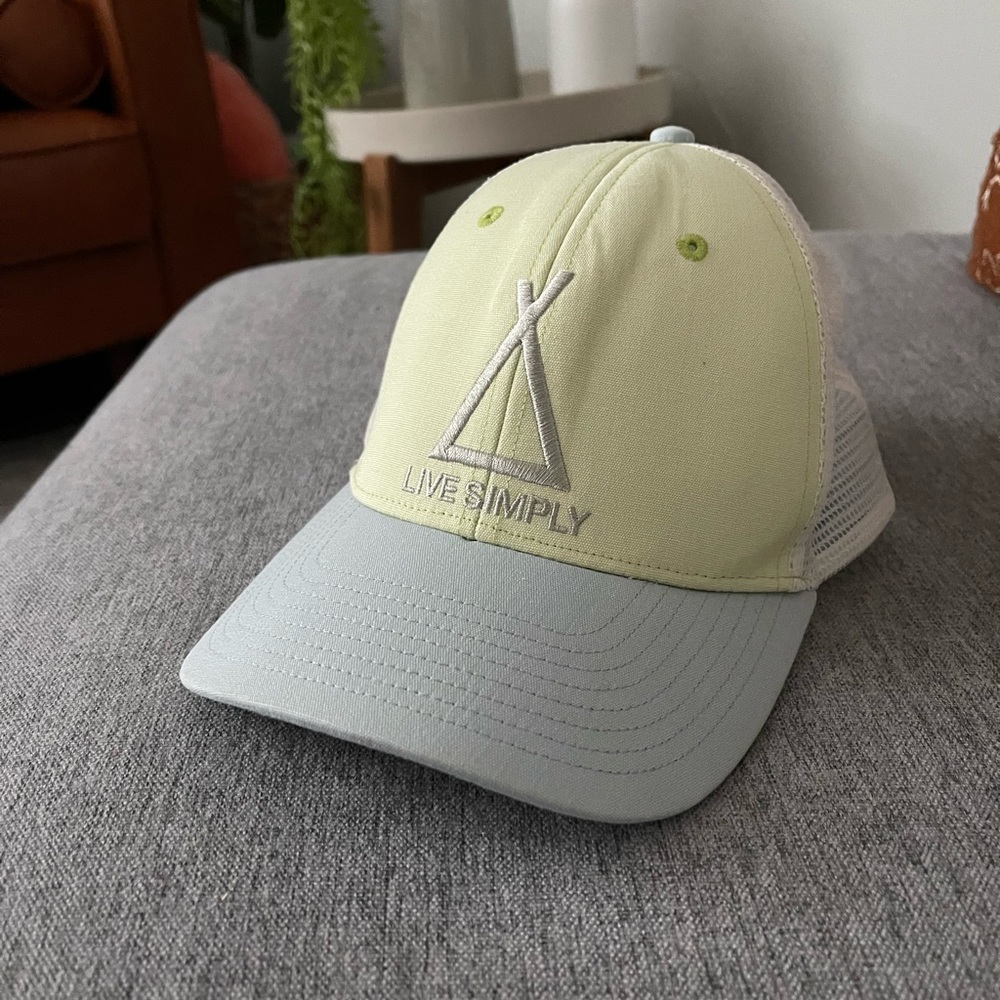 ✨Patagonia Trucker Hat